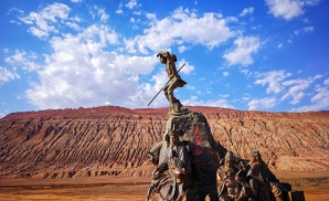 Hỏa Diệm Sơn - Ngọn núi nổi tiếng xuất hiện trong bộ phim “Tây Du Ký”