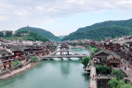 Tham quan Phượng Hoàng cổ trấn – Một trong những cổ trấn quyến rũ nhất của Trung Quốc