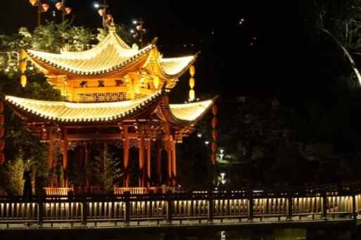 Công viên ánh sáng - “Phượng Hoàng cổ trấn mini” trong lòng Hà Khẩu